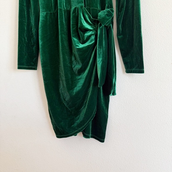 Eloquii Velvet Mini Dress with Wrap Skirt in Aventurine Green Size 14 - Picture 5 of 8